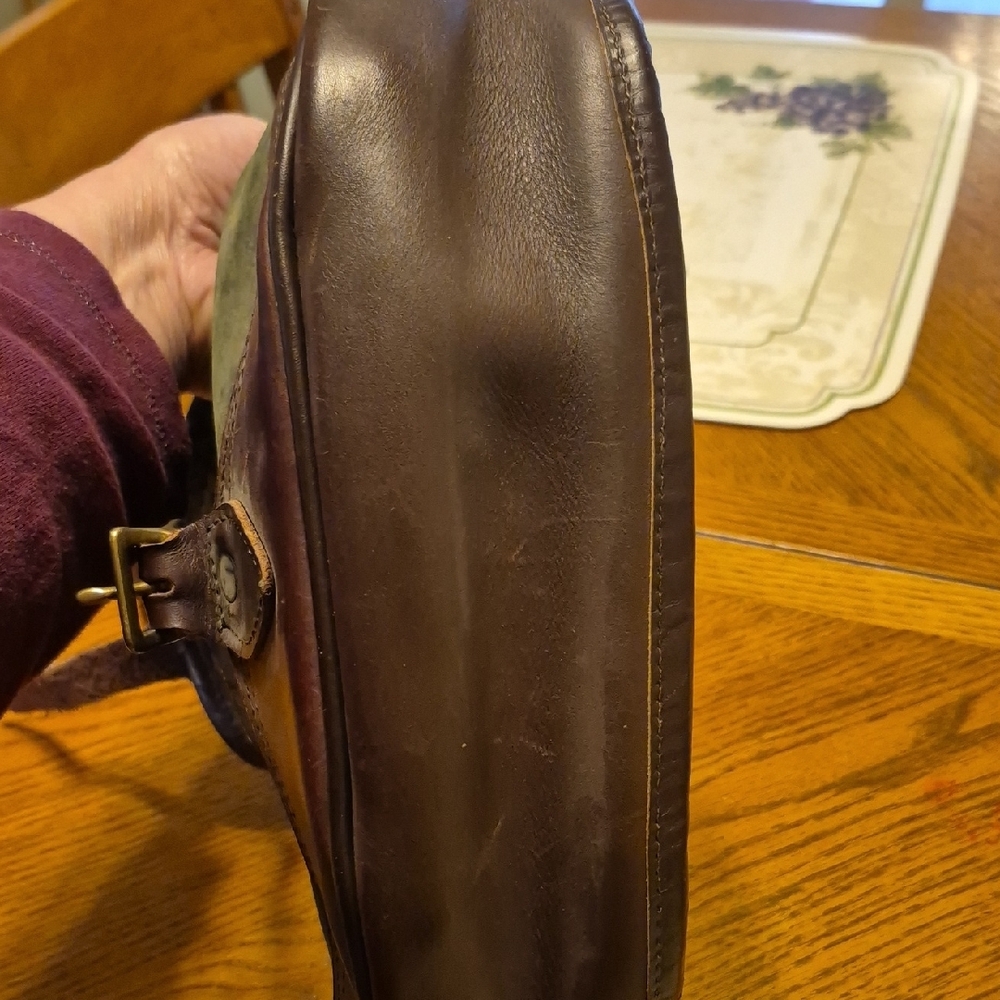 Vintage Duluth Minn Green and Brown Crossbody Bag with Adjustable Strap - Picture 9 of 9